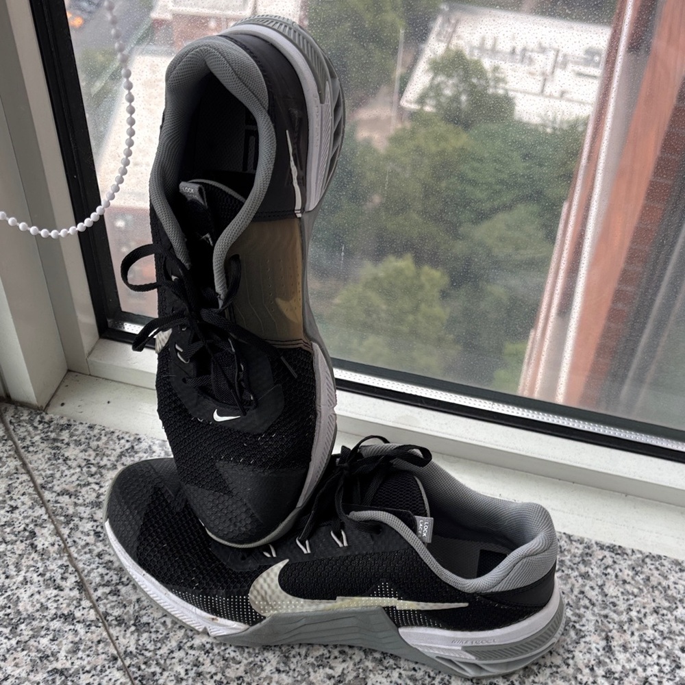 Nike Black and White Athletic Shoes